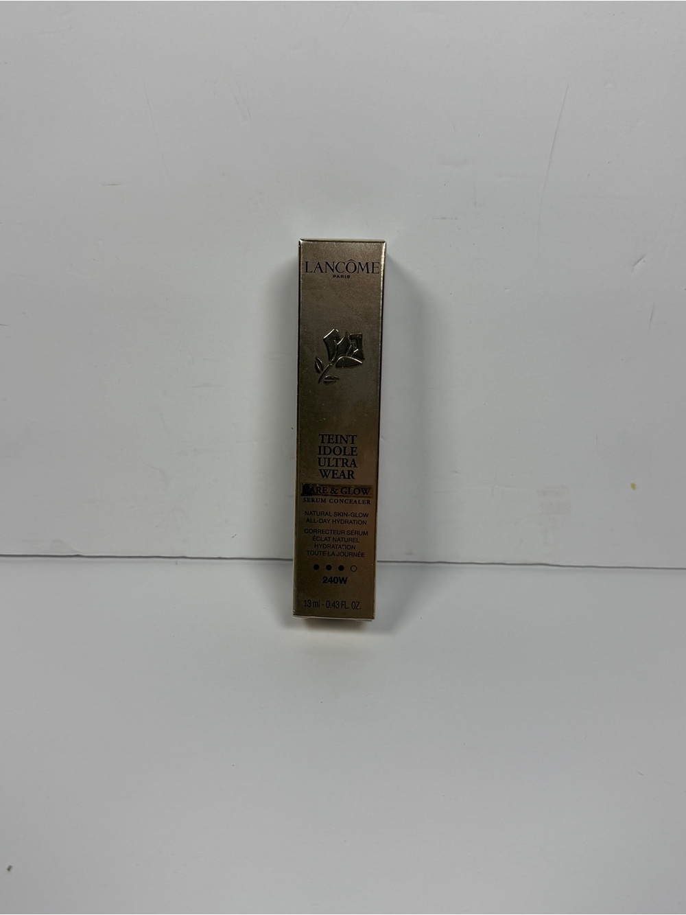 Lancome Teint Idole Ultra Wear Care & Glow Serum Concealer 240W NIB 0.43 oz
